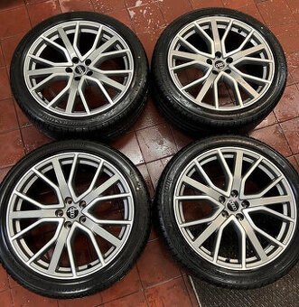 Originální sada disků Audi Sport R20 + pneu