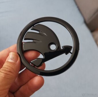 Znak na kapotu škoda Octavia fabia atd 80mm nebo 90mm