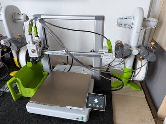 Bambu Lab A1 Combo, AMS - barevný tisk