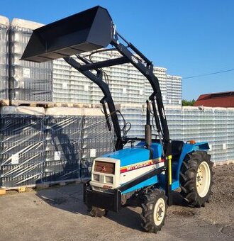 MITSUBISHI MT2501D s čelním nakladačem