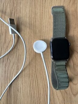 Apple Watch SE GPS, 44mm Space Gray (AWAPMYDT2HC) - NEFUNKČN - 1