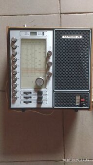 Rádio Meridian-211 - 1