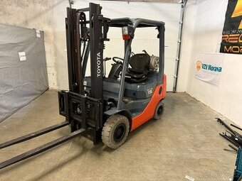 Vysokozdvižný vozík Toyota 02-8FGF15 LPG