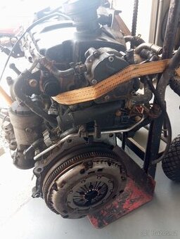 Motor 1.9 TDI pd 74 kW kód AXR