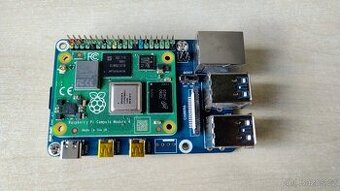 Raspberry Pi Compute Module 4 + Waveshare adaptér