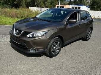 Nissan Qashqai 1.2i 85kw, r.2016, 1.maj., 52520km - 1