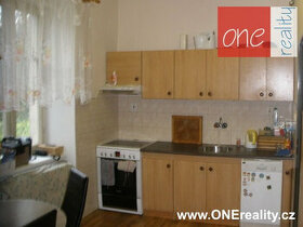 Menší byt 2+1 v cihlovém domě, Broumov - 1