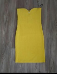 Nové žluté šaty