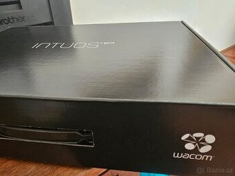 Wacom Intuos Pro S (PTH-451-ENES)