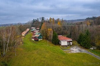 Prodej rekreačního areálu v Doubravicích u Dvora Králové - 1