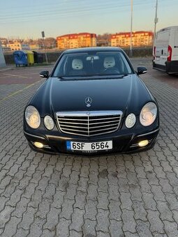 Mercedes E 320 w 211