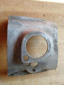 Karburátory, kryty karburátoru kývačka, panelka