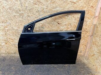 KOMPLETNĚ NASTROJENÉ LEVÉ PŘEDNÍ DVEŘE HYUNDAI I40 UB6