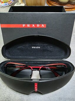 Piloty brýle Prada linia red 5000Kč