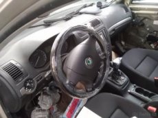 Octavia 2 2,0 fsi 110kw