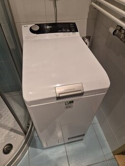 Pračka AEG slim