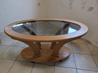 Oválný konferenční stolek