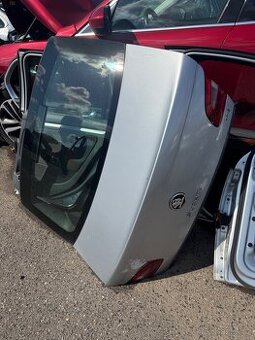 Škoda Superb víko kufru