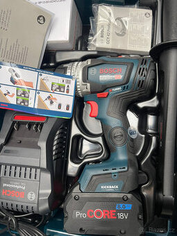Bosch aku vrtací šroubovák GSB 18V-150 C + 2x 8Ah aku