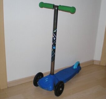 koloběžka mini Micro tříkolová