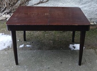 rozkládací stůl + 4 ŽIDLE