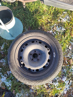 Pneu 185/60 R15 88T M+S