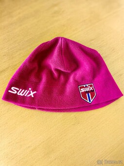 Růžová čepice SWIX