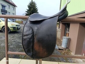 Drezurní sedlo, posedlí 17,5", komora 2 – na donošení/mladé