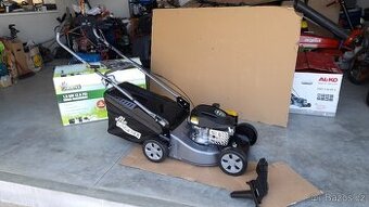 Benzínová sekačka s pojezdem Mr Gardner 41 cm