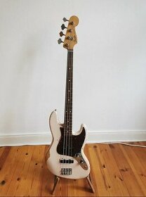 Fender Flea Jazz Bass RW Shell Pink - 1