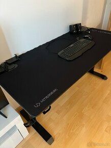 Herní stůl Ultradesk