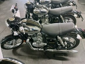Jawa 300 Cl Black fortytwo