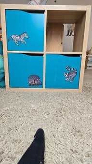 Kalax Ikea s dvířky - 1