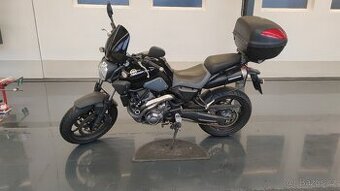 Yamaha MT03-660ccm 35kW r.2011, TOP
