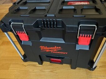 Nový Milwaukee XL packout