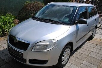 Škoda Fabia 2 kombi 1.4 63kW - klimatizace - ESP