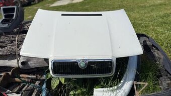 ŠKODA FELICIA Kapota