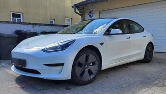 Tesla 3 SR Refresh nova Akku