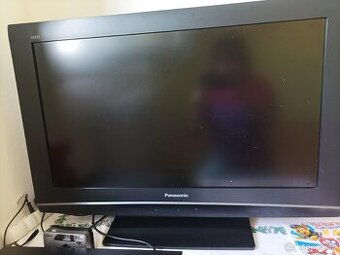 Televize 82 cm