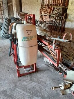 Zetor postřikovač