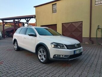 VW Passat B7 Alltrack 2.0 Tdi 103 kW combi