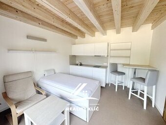Pronájem bytu 1+KK 20 m2, ul. Ostravská, Hlučín - 1