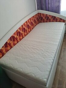 Jednolužková čalouněná postel 90 x 200 cm