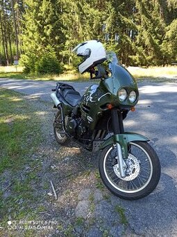 Triumph tiger 900 T400