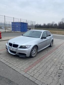 BMW E90 325i xdrive 160kw automat