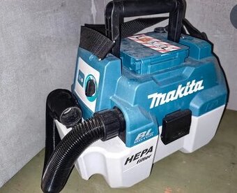 Makita DVC750L aku-vysavač Li-ion LXT 18V