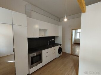 Pronájem bytu 1+1 37m2