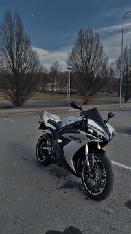 Yamaha R1 2004 dily
