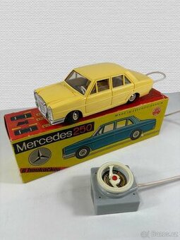 ITES - MERCEDES BENZ 250 - na bowden + orig. krabička 1973