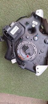 Nádrž adblue audi a6c7